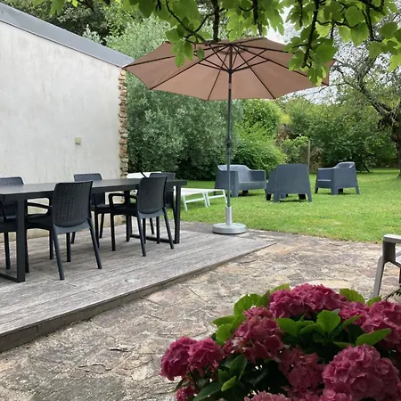 De Charme En Bord De Loire بيت للعطل *